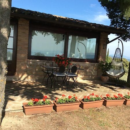 Agriturismo La Bicocca - Apt. "Il Leccio" Castel Rigone Екстериор снимка