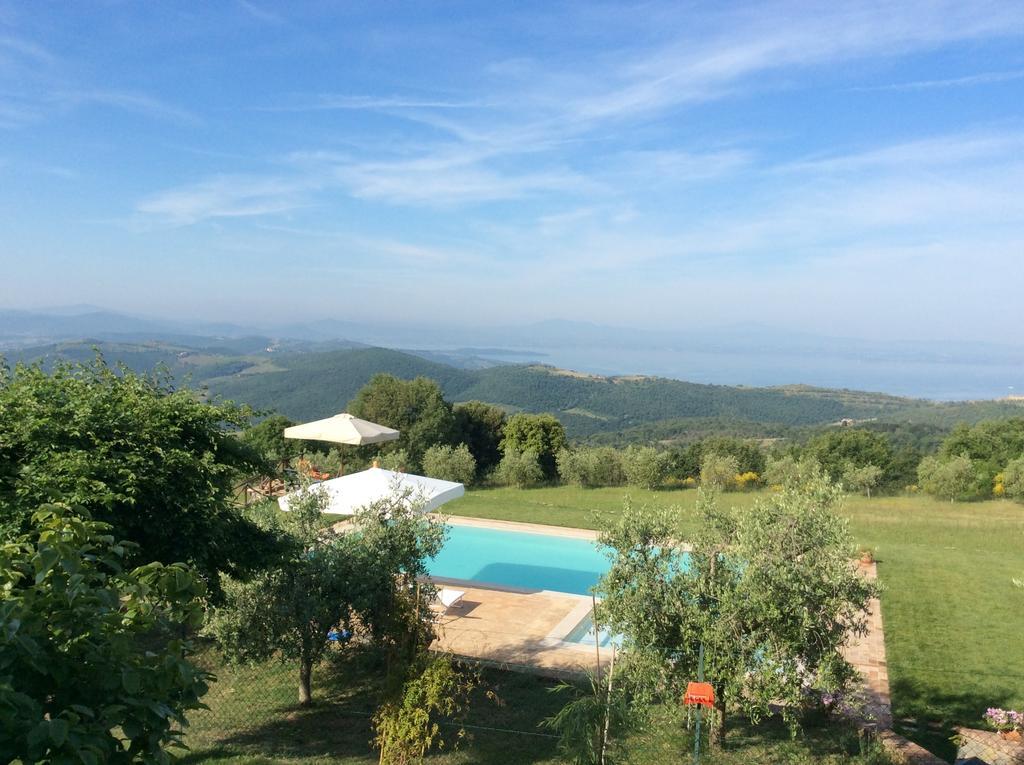 Agriturismo La Bicocca - Apt. "Il Leccio" Castel Rigone Екстериор снимка