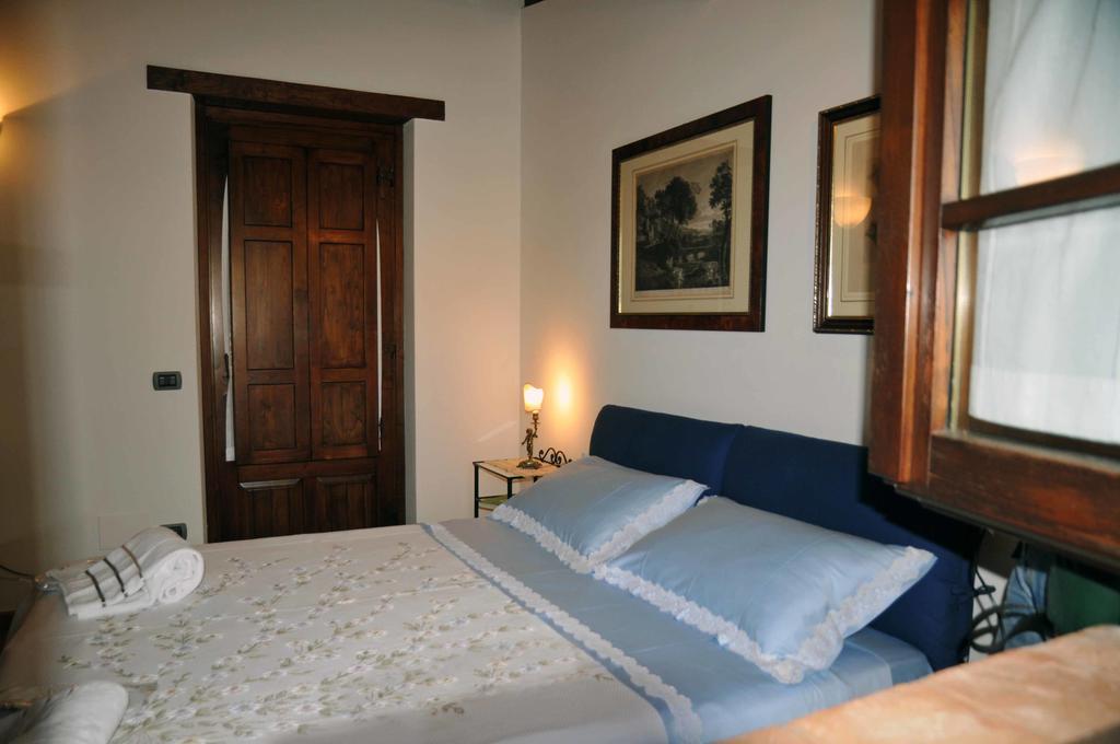 Agriturismo La Bicocca - Apt. "Il Leccio" Castel Rigone Стая снимка